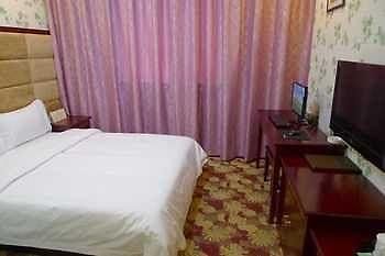 Zhengzhou Youna Hotel Huaihe Road Экстерьер фото